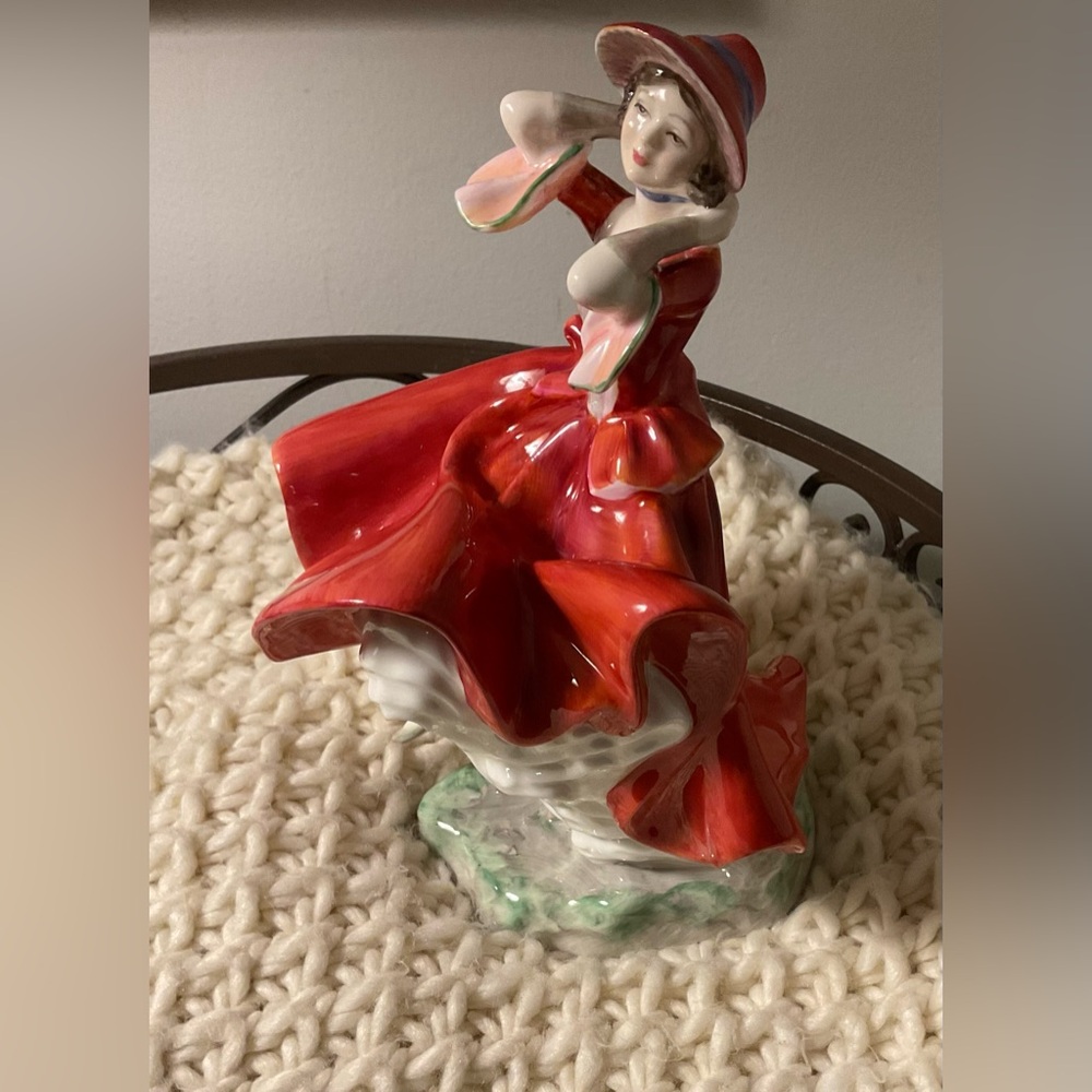 Royal Doulton The Charming "CHERYL" Figurine, Stamped & Signed, With Box - Picture 2 of 10
